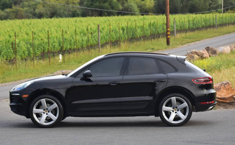 2017 Porsche Macan
