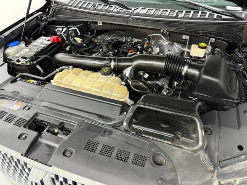 2023 Lincoln Navigator L Standard