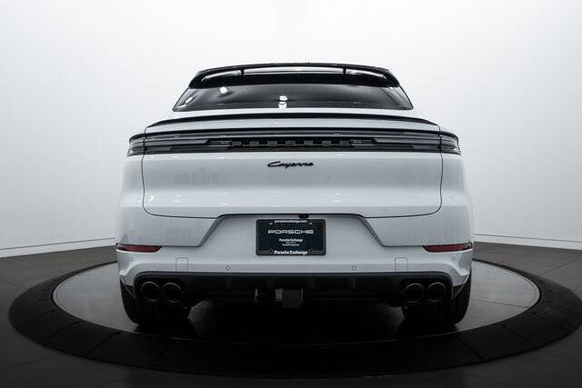 2026 Porsche Cayenne E-Hybrid Coupe