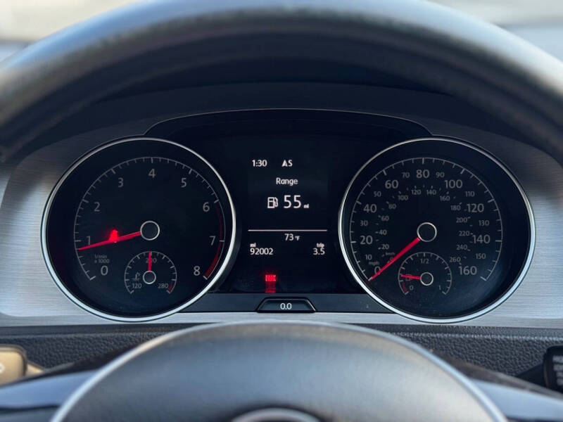 2016 Volkswagen Golf TSI S