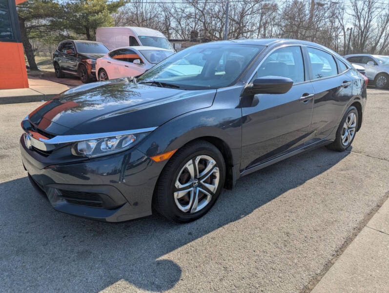 2018 Honda Civic for sale at ROADSTAR MOTORS in Liberty Township OH