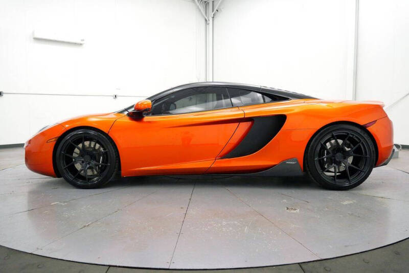 2012 McLaren MP4-12C