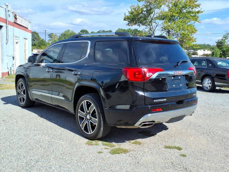 2017 GMC Acadia Denali