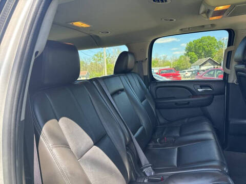 2011 GMC Yukon XL SLT