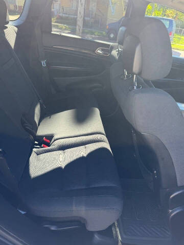 2012 Jeep Grand Cherokee Laredo