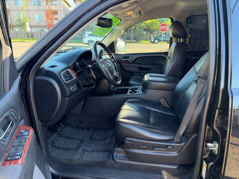 2014 GMC Yukon XL SLT