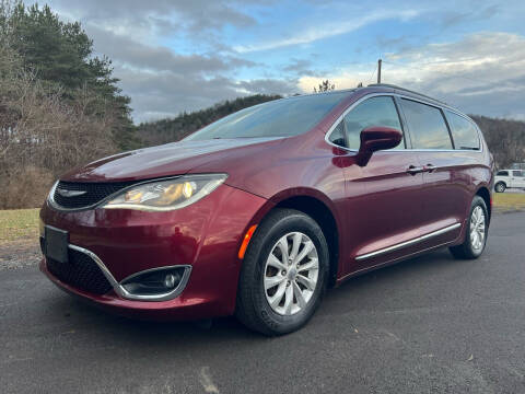 2017 Chrysler Pacifica for sale at Mansfield Motors in Mansfield PA