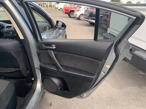 2012 Mazda MAZDA3 i Touring