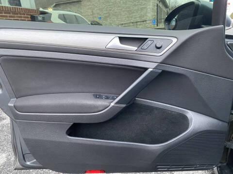 2017 Volkswagen Golf SportWagen TSI S