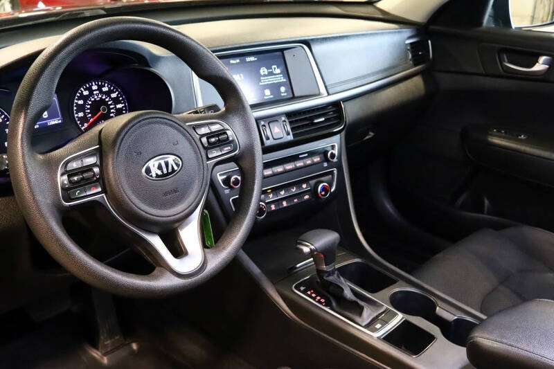 2017 Kia Optima LX