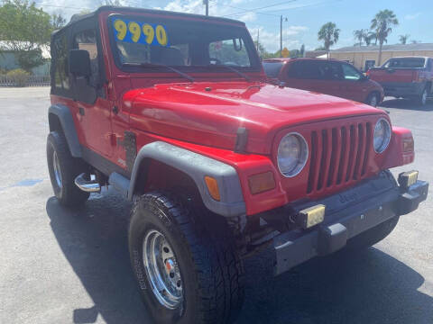 1997 Jeep Wrangler for sale at Dave Isaac Motors in Englewood FL