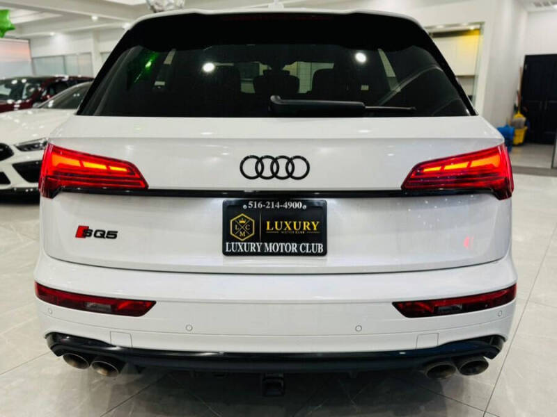 2024 Audi SQ5 3.0T quattro Premium Plus