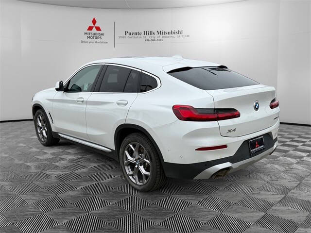 2023 BMW X4 xDrive30i