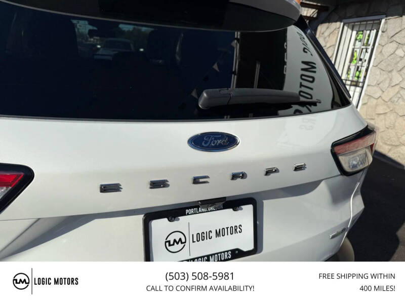 2020 Ford Escape Titanium