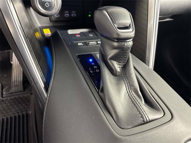 2024 Toyota Venza XLE