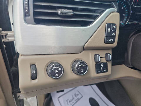 2017 GMC Yukon SLT
