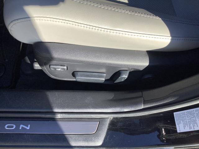 2013 Toyota Avalon Hybrid XLE Touring