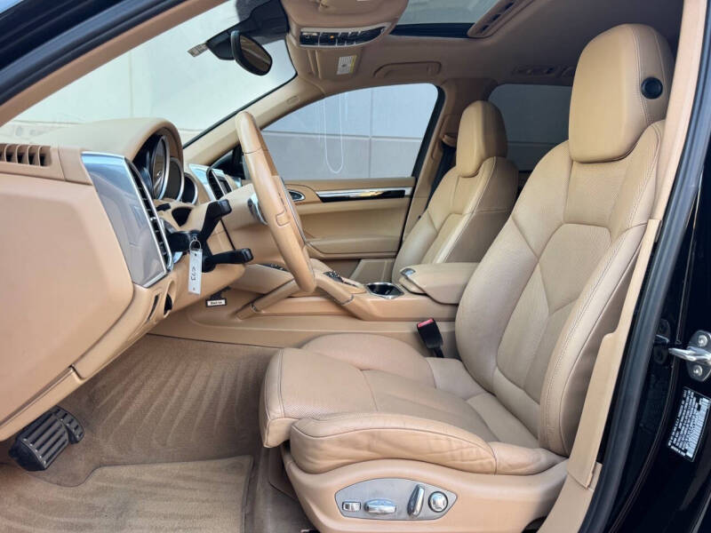 2012 Porsche Cayenne S