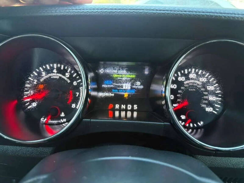 2017 Ford Mustang V6