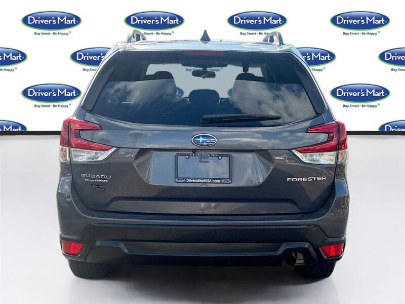 2022 Subaru Forester Premium