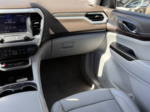 2020 GMC Acadia SLT