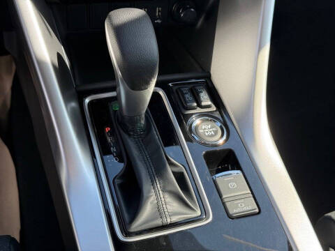 2026 Mitsubishi Eclipse Cross SE