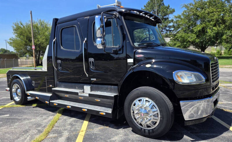2007 Freightliner M2 106