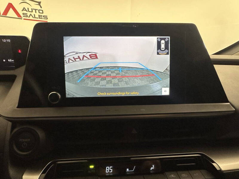 2024 Toyota Prius LE