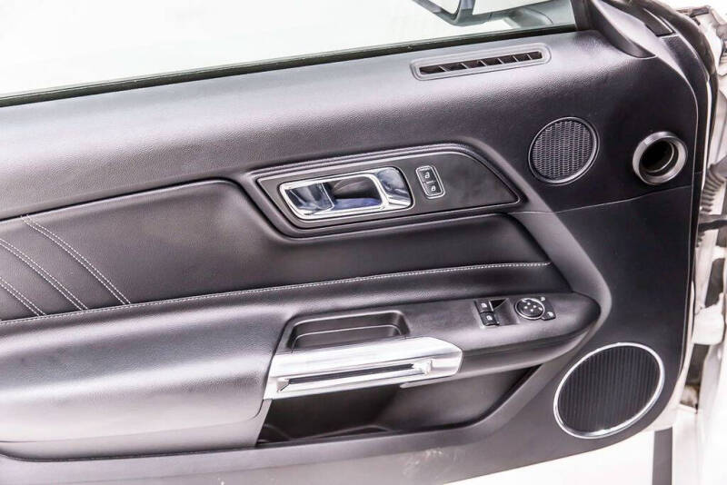 2017 Ford Mustang EcoBoost Premium