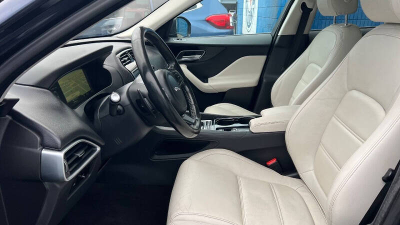 2017 Jaguar F-PACE 35t Prestige