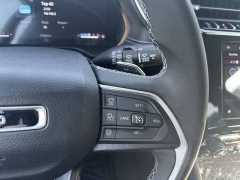 2023 Jeep Grand Cherokee L Altitude