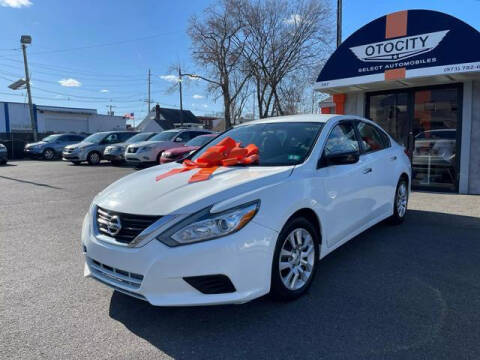 2017 Nissan Altima for sale at OTOCITY in Totowa NJ