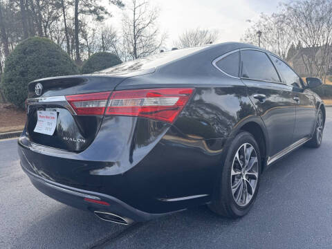 2018 Toyota Avalon XLE