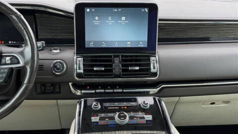 2018 Lincoln Navigator Black Label