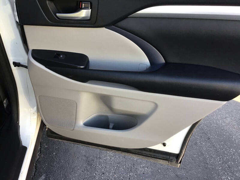 2017 Toyota Highlander XLE