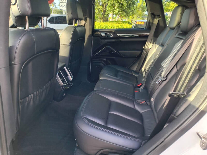 2016 Porsche Cayenne