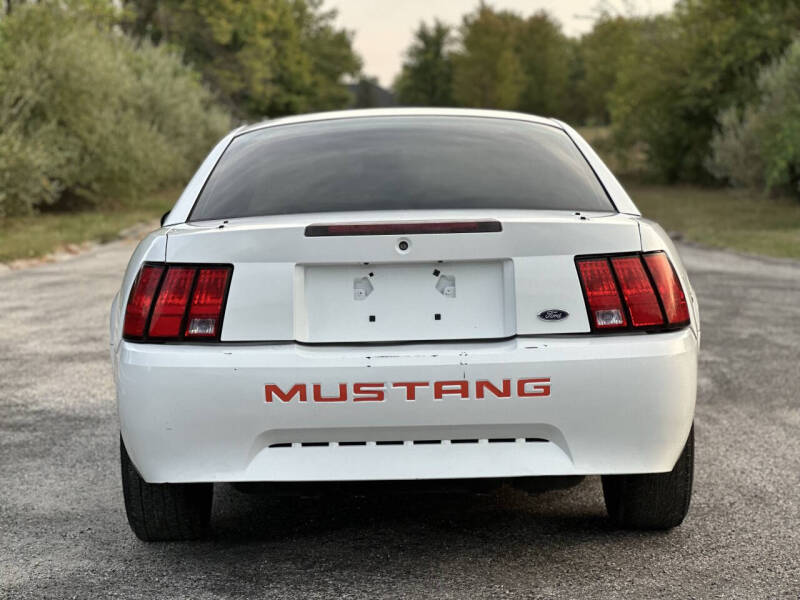 2003 Ford Mustang