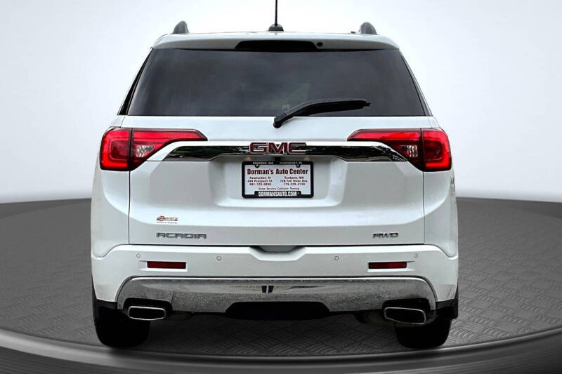 2017 GMC Acadia Denali