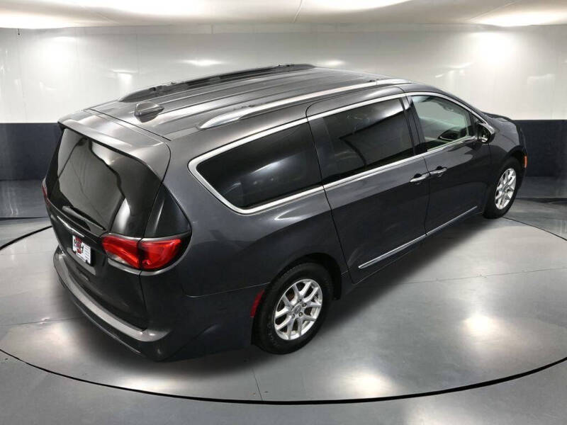 2020 Chrysler Pacifica Touring L