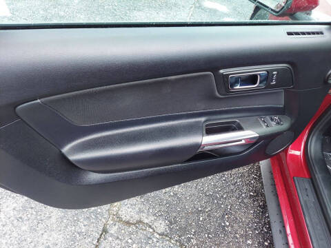 2017 Ford Mustang V6