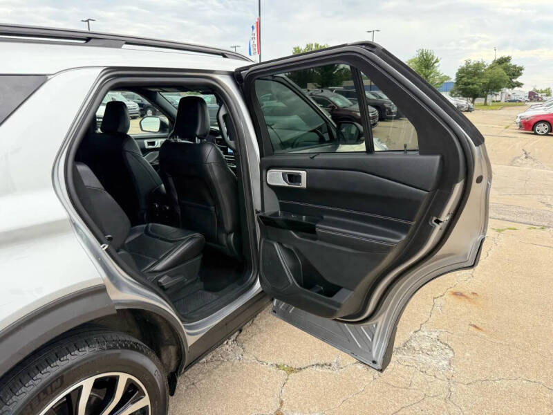 2021 Ford Explorer ST
