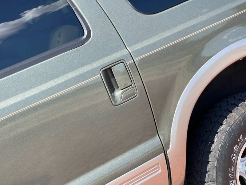 2000 Ford Excursion Limited