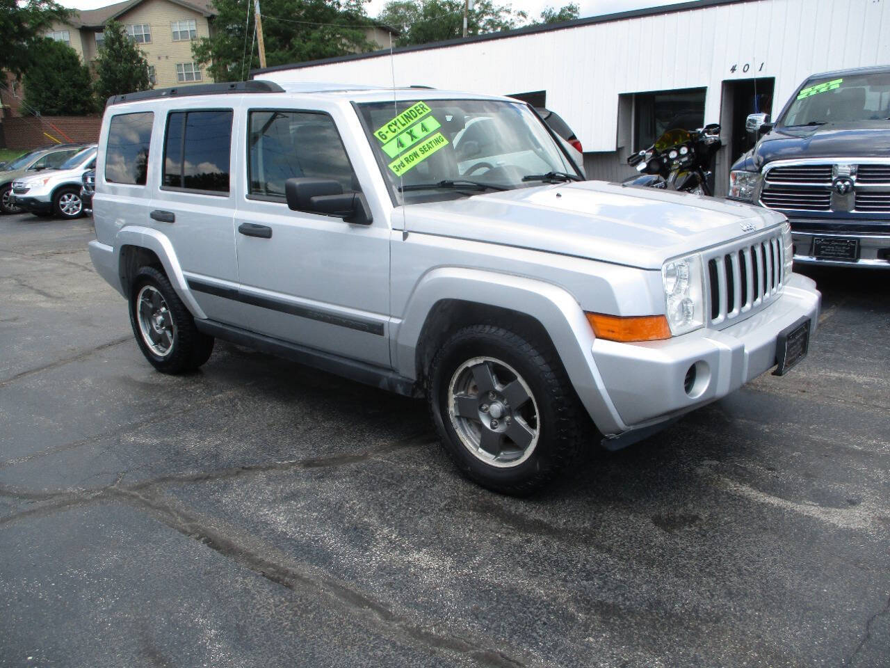 Gray 2006 Jeep Commander Base 4dr SUV 4WD 2