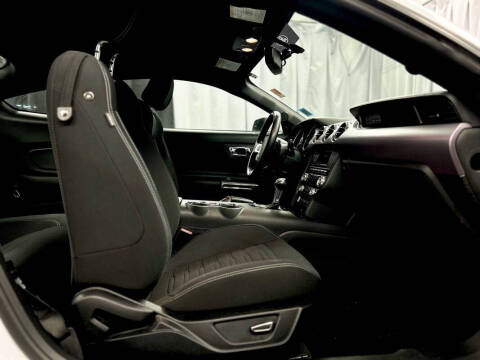 2017 Ford Mustang EcoBoost