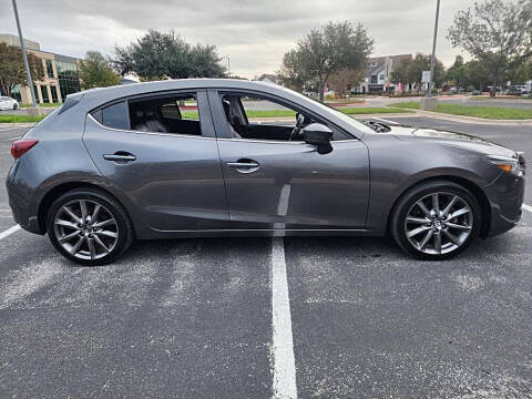 2018 Mazda MAZDA3 Grand Touring