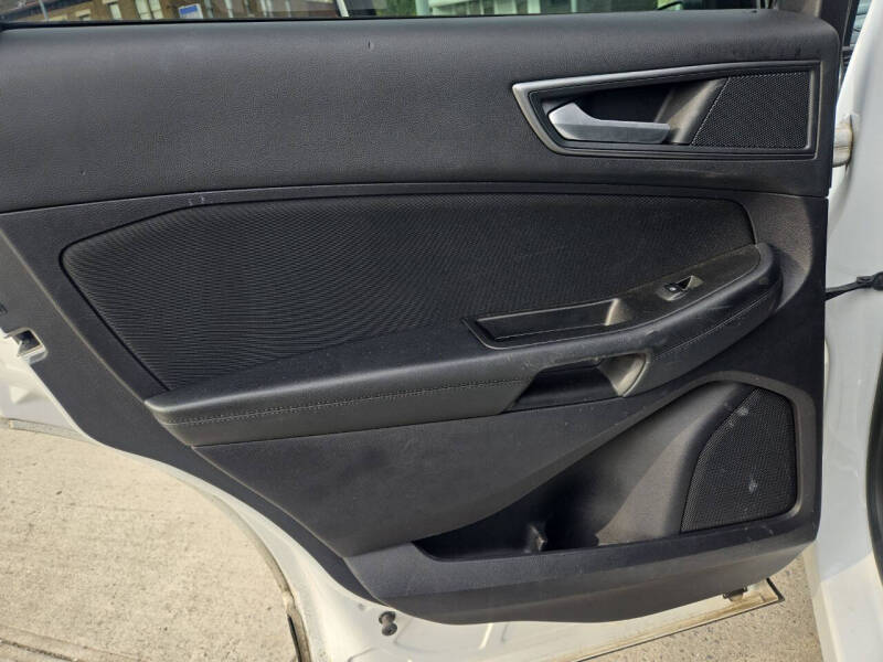 2019 Ford Edge SE