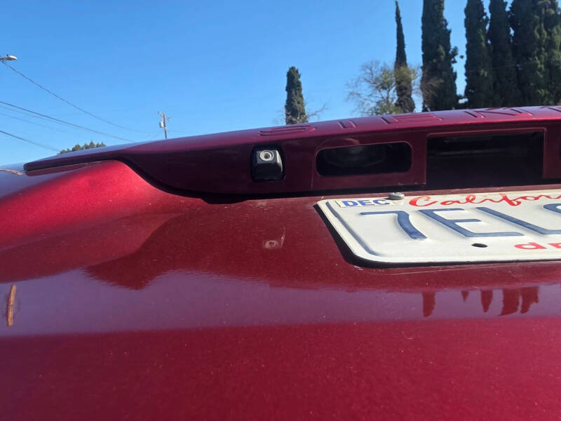 2013 Toyota Sienna SE 8-Passenger