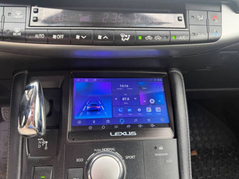 2013 Lexus CT 200h