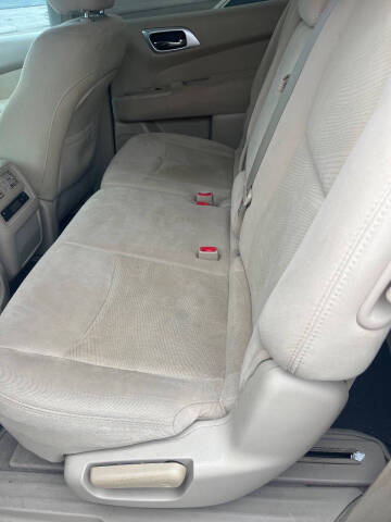 2015 Nissan Pathfinder S