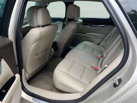 2013 Cadillac XTS Luxury Collection